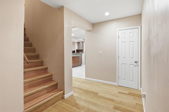 2189 Clinton View Circle, Rochester Hills, MI 48309