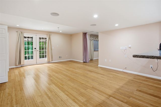 2189 Clinton View Circle, Rochester Hills, MI 48309