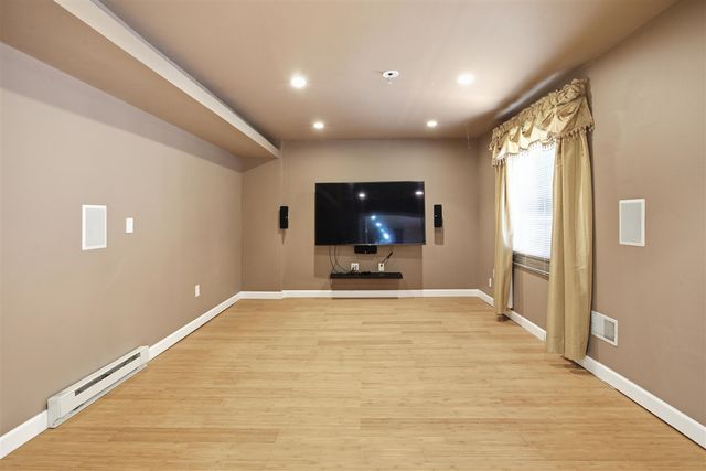 2189 Clinton View Circle, Rochester Hills, MI 48309