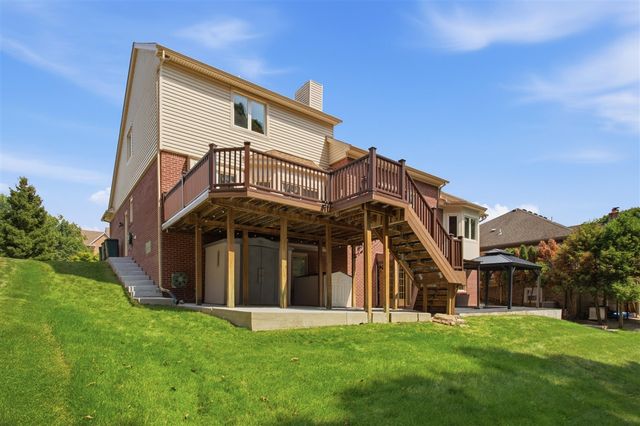 2189 Clinton View Circle, Rochester Hills, MI 48309