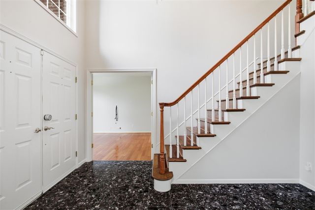 2189 Clinton View Circle, Rochester Hills, MI 48309