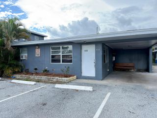 111 E 27TH Street 1, Riviera Beach, FL 33404