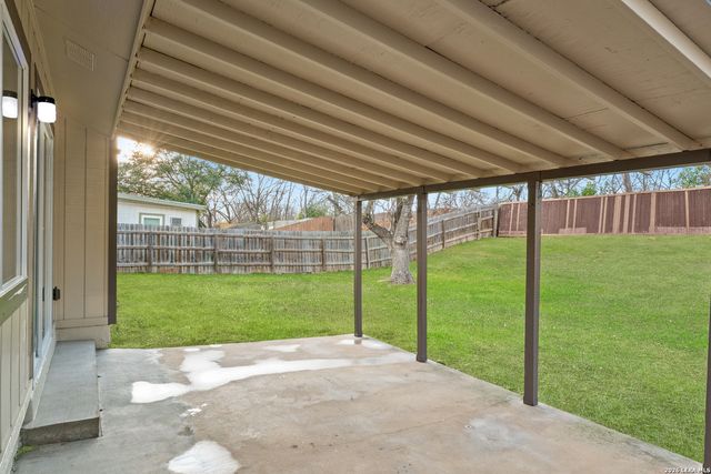 5747 Misty Glen, San Antonio, TX 78247