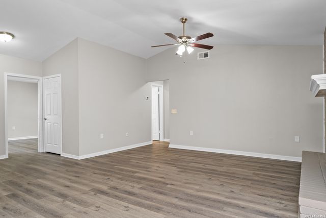 5747 Misty Glen, San Antonio, TX 78247