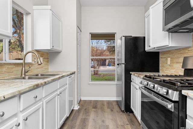 5747 Misty Glen, San Antonio, TX 78247