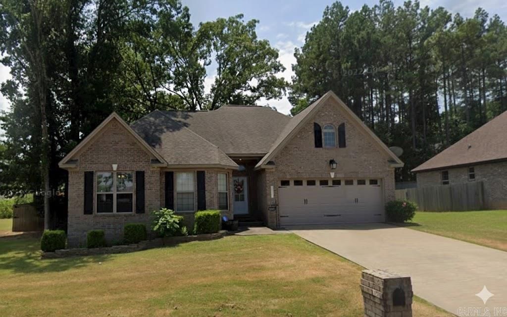 2601 Ridgewood Road, Searcy, AR 72143