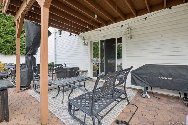 2794 Judith Drive, Bellmore, NY 11710