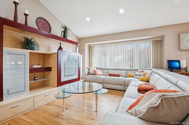 2794 Judith Drive, Bellmore, NY 11710