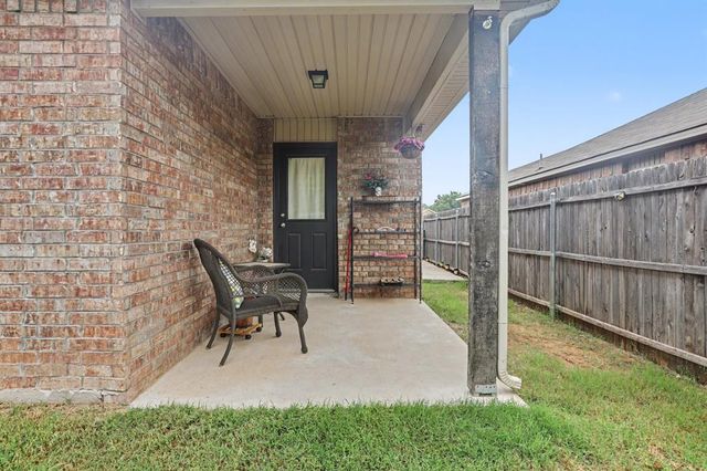 10832 NE 8th Terrace, Midwest City, OK 73130