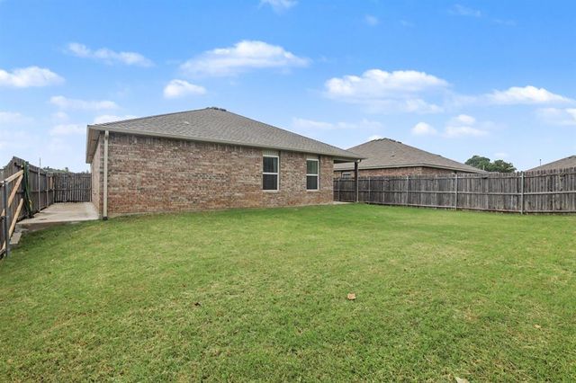 10832 NE 8th Terrace, Midwest City, OK 73130