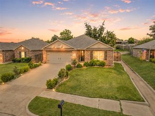 10832 NE 8th Terrace, Midwest City, OK 73130