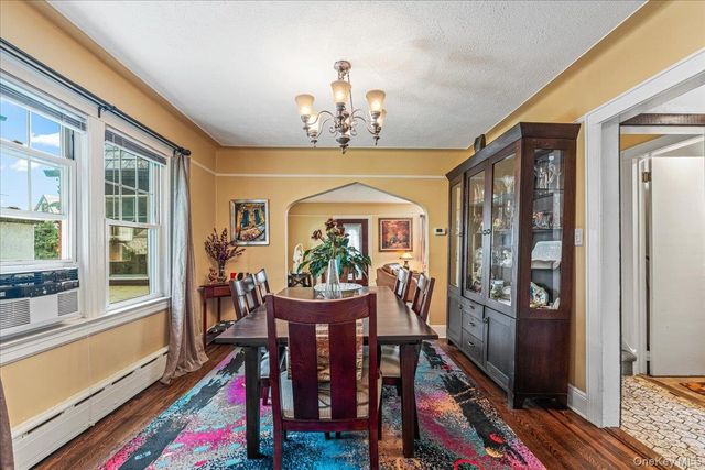 25 Archer Road, West Hempstead, NY 11552