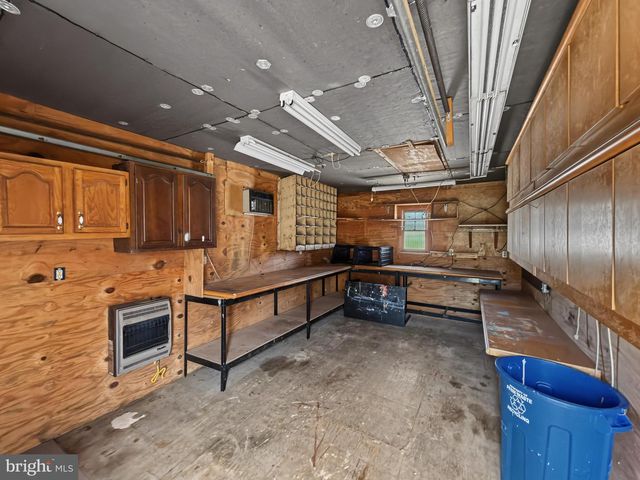 201 GROSS, Dover, PA 17315