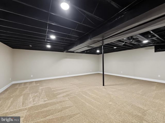 201 GROSS, Dover, PA 17315