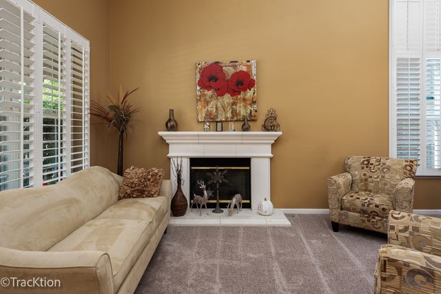 498 Capital Lane, Gurnee, IL 60031