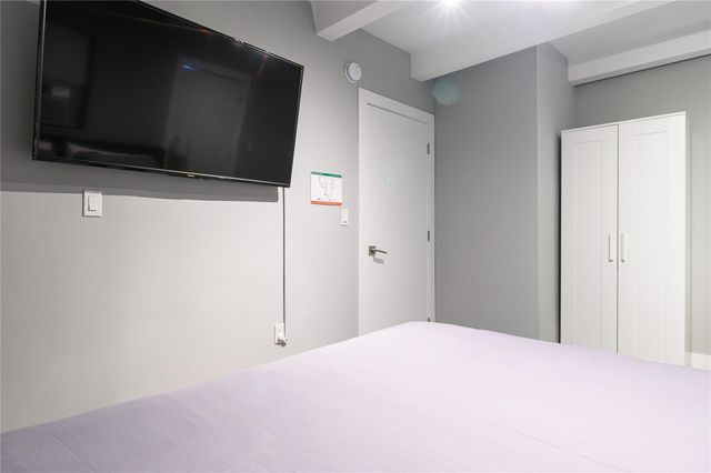 1020 N Victoria Park Rd 24, Fort Lauderdale, FL 33304