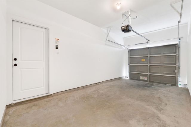 4609 Indie Heights Lane A-B, Houston, TX 77018