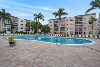 2821 Somerset Drive 317, Lauderdale Lakes, FL 33311