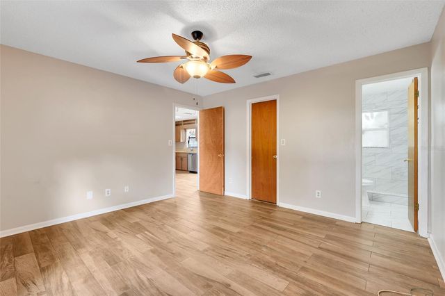 37032 GRAYS AIRPORT ROAD, Lady Lake, FL 32159