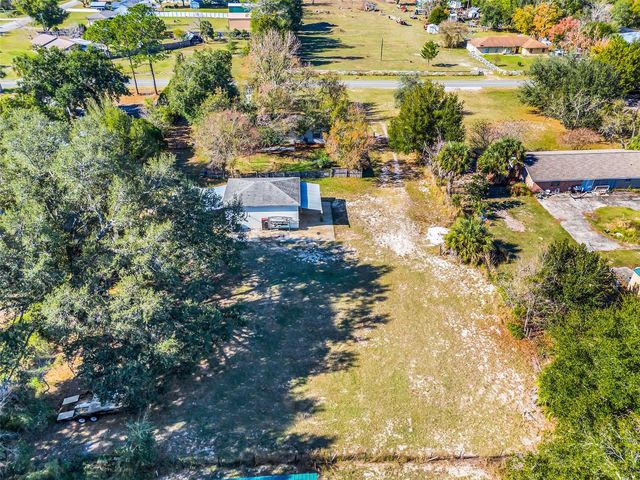 37032 GRAYS AIRPORT ROAD, Lady Lake, FL 32159