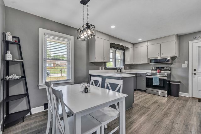 90 Ann Sink ST, Rocky Mount, VA 24151