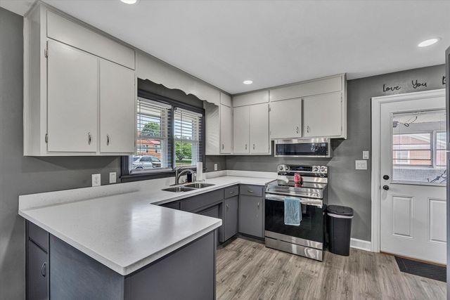 90 Ann Sink ST, Rocky Mount, VA 24151
