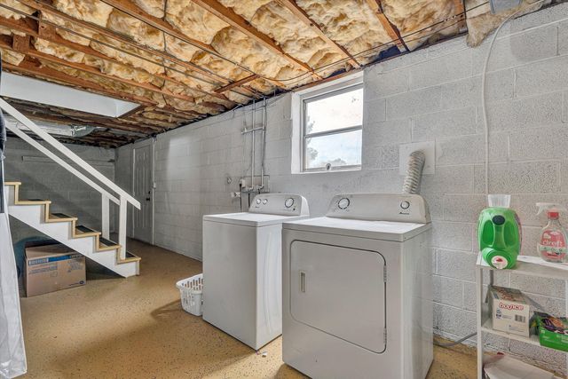 90 Ann Sink ST, Rocky Mount, VA 24151