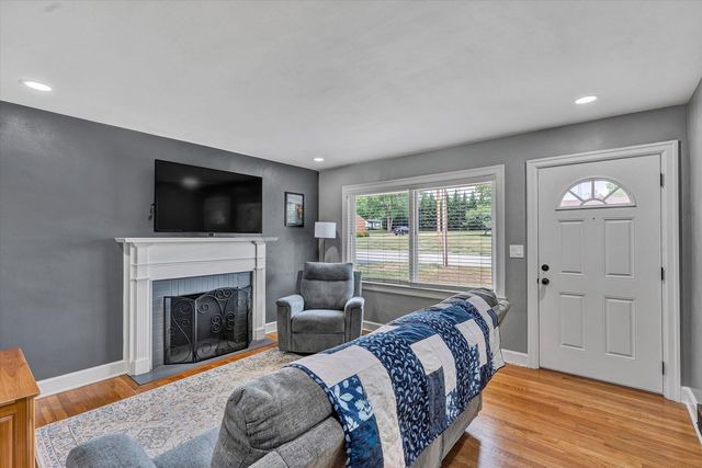 90 Ann Sink ST, Rocky Mount, VA 24151