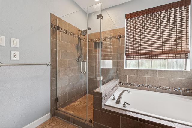 7507 Mighty Falls Court, Houston, TX 77095