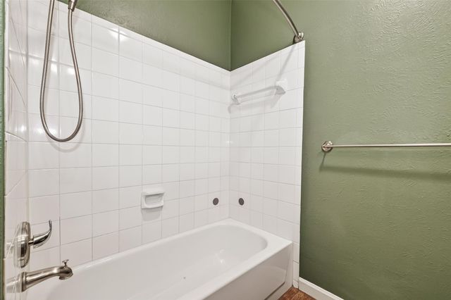 7507 Mighty Falls Court, Houston, TX 77095