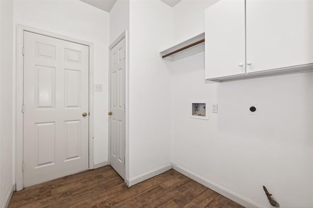 7507 Mighty Falls Court, Houston, TX 77095