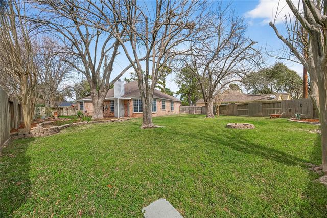 7507 Mighty Falls Court, Houston, TX 77095