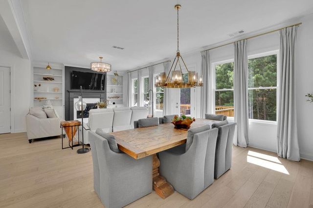 833 Lakemont Drive, Canton, GA 30114