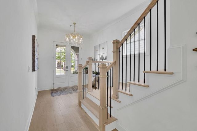 833 Lakemont Drive, Canton, GA 30114