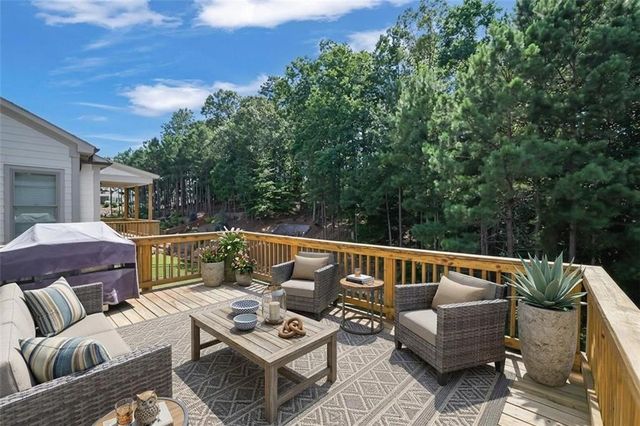 833 Lakemont Drive, Canton, GA 30114