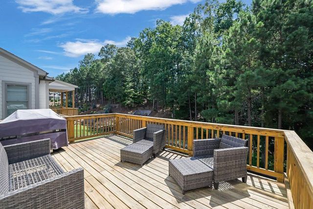 833 Lakemont Drive, Canton, GA 30114