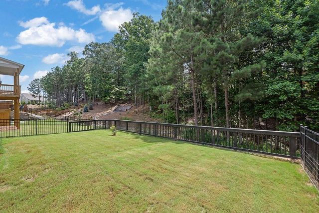 833 Lakemont Drive, Canton, GA 30114