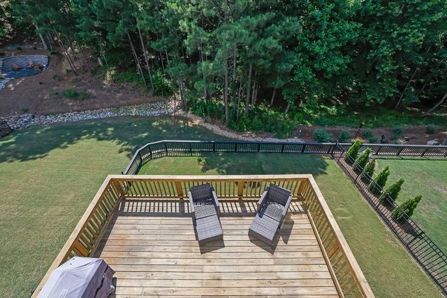 833 Lakemont Drive, Canton, GA 30114