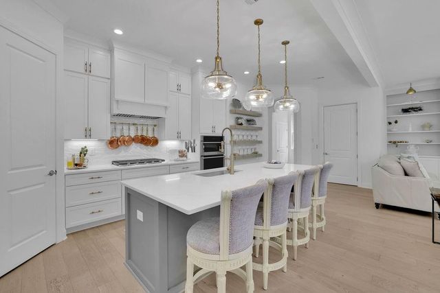 833 Lakemont Drive, Canton, GA 30114