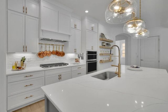 833 Lakemont Drive, Canton, GA 30114