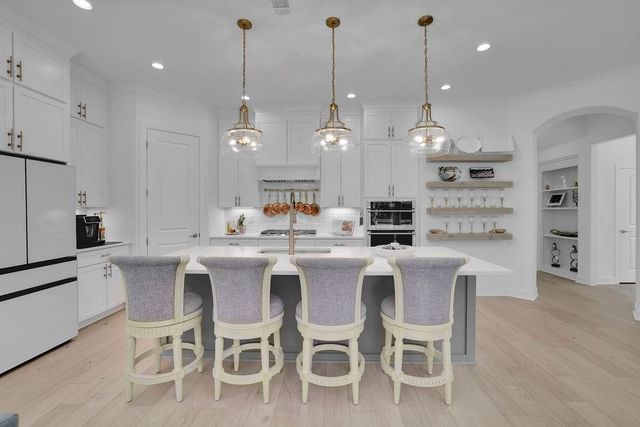 833 Lakemont Drive, Canton, GA 30114