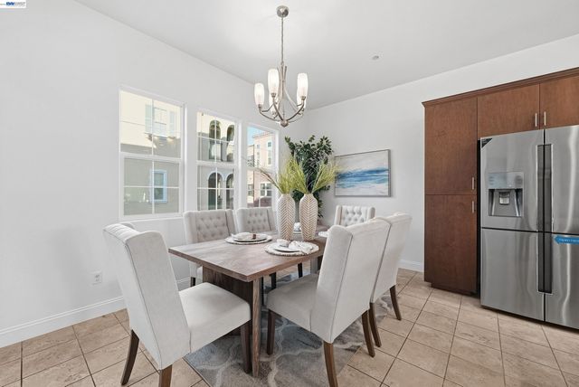 39861 Pelton Ter, Newark, CA 94560