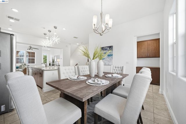 39861 Pelton Ter, Newark, CA 94560