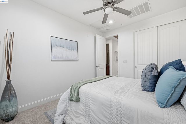 39861 Pelton Ter, Newark, CA 94560