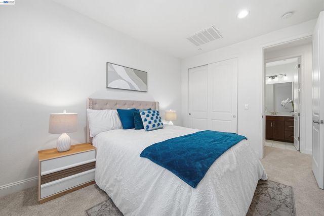 39861 Pelton Ter, Newark, CA 94560