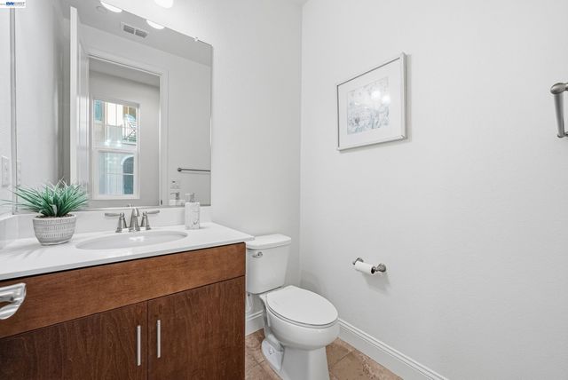 39861 Pelton Ter, Newark, CA 94560