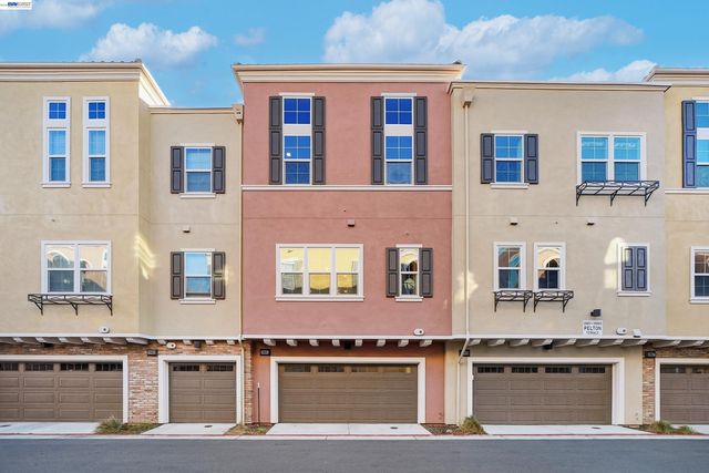 39861 Pelton Ter, Newark, CA 94560