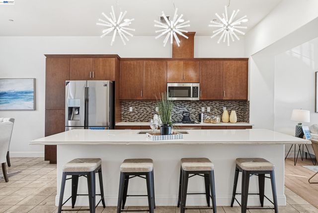 39861 Pelton Ter, Newark, CA 94560