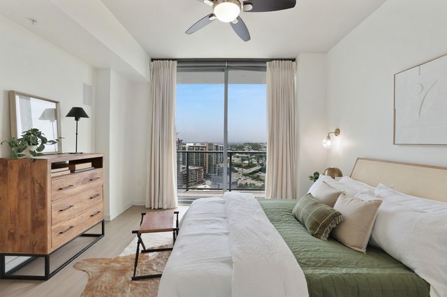 1212 Laurel St Apt 1905, Nashville, TN 37203