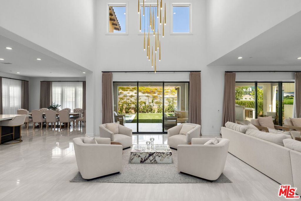 11734 N Manchester Way, Porter Ranch, CA 91326 — photo 4